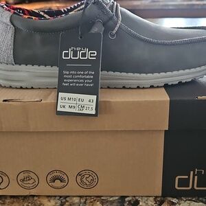 Leather Hey Dudes size 10 NWT